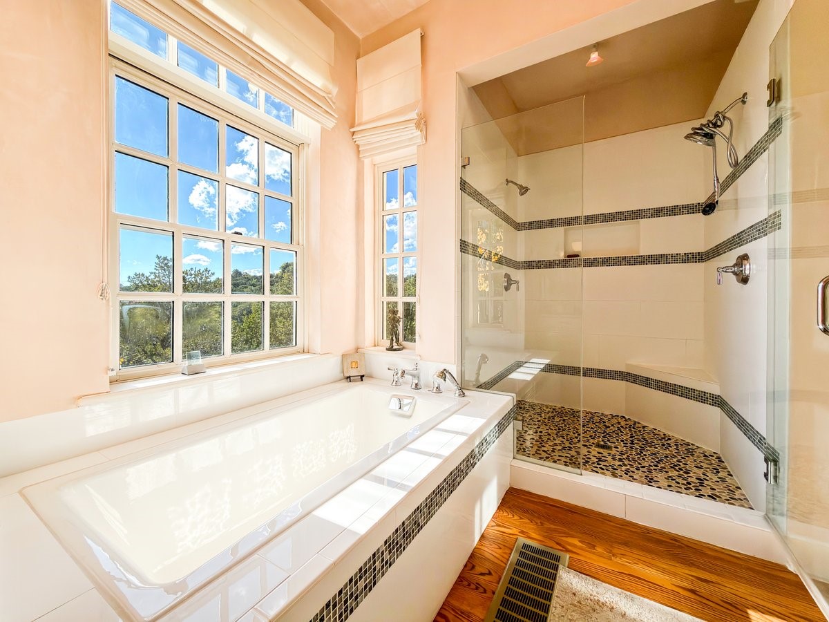 1054 Encantado Drive