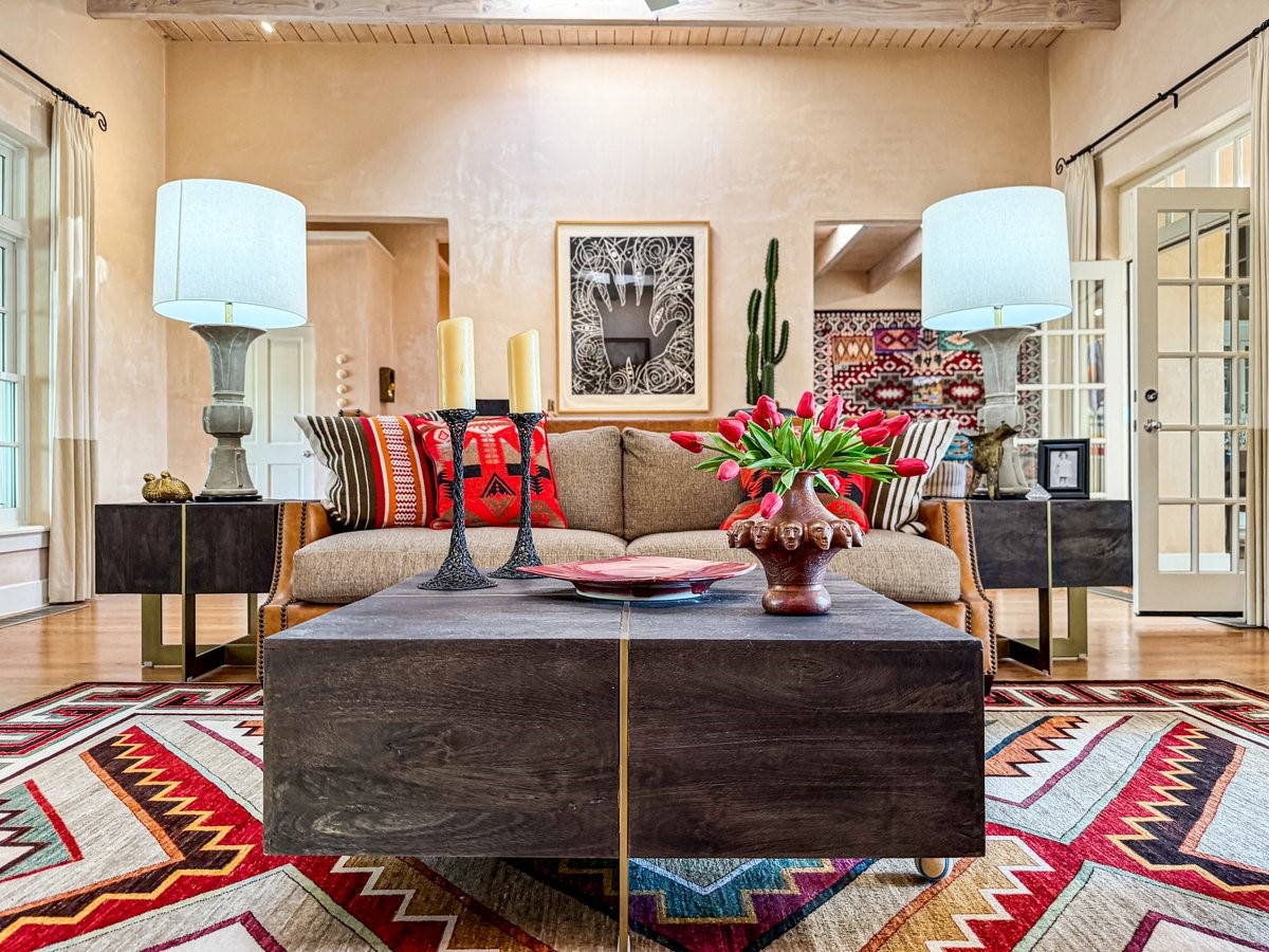 1054 Encantado Drive