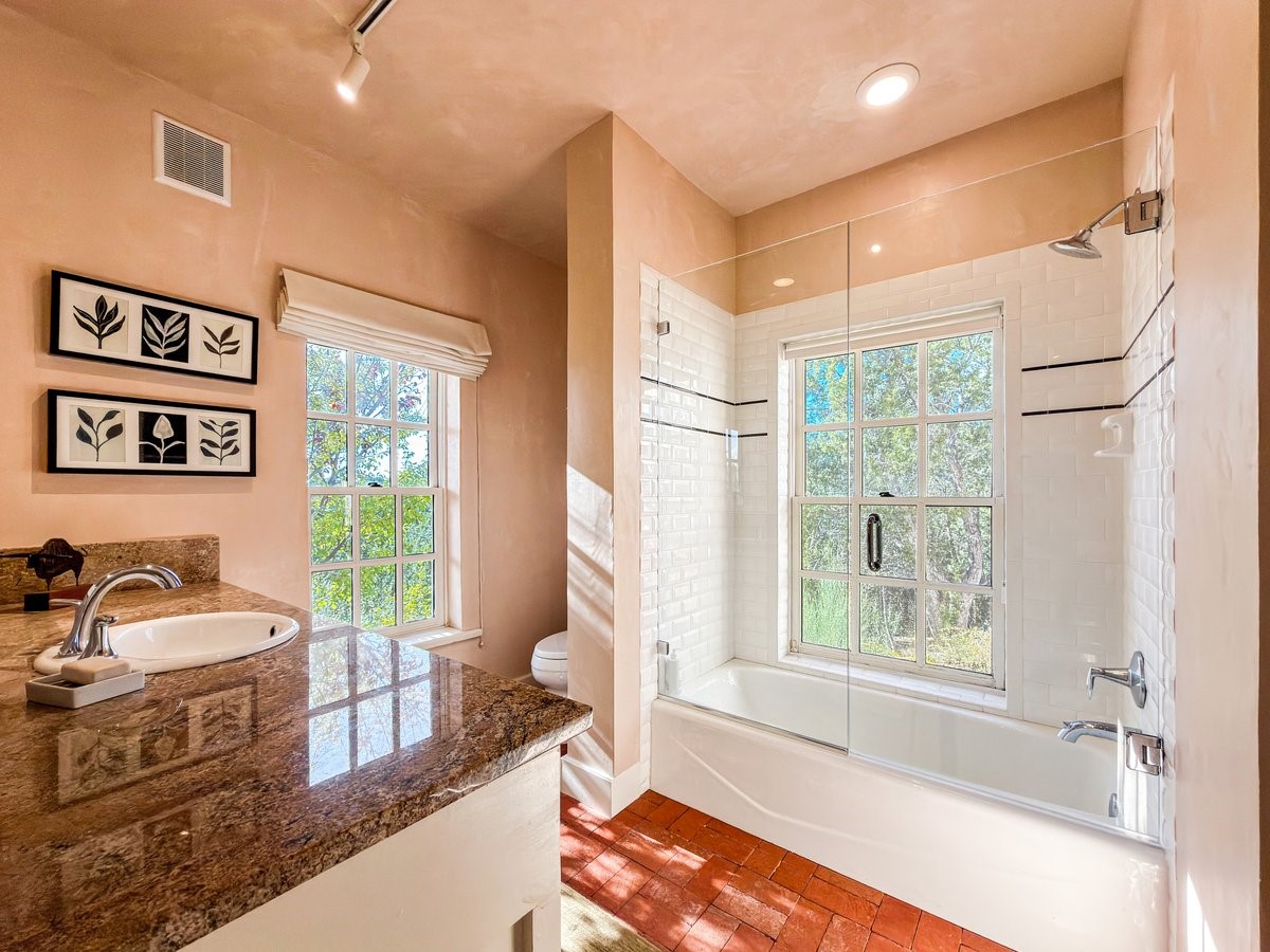 1054 Encantado Drive