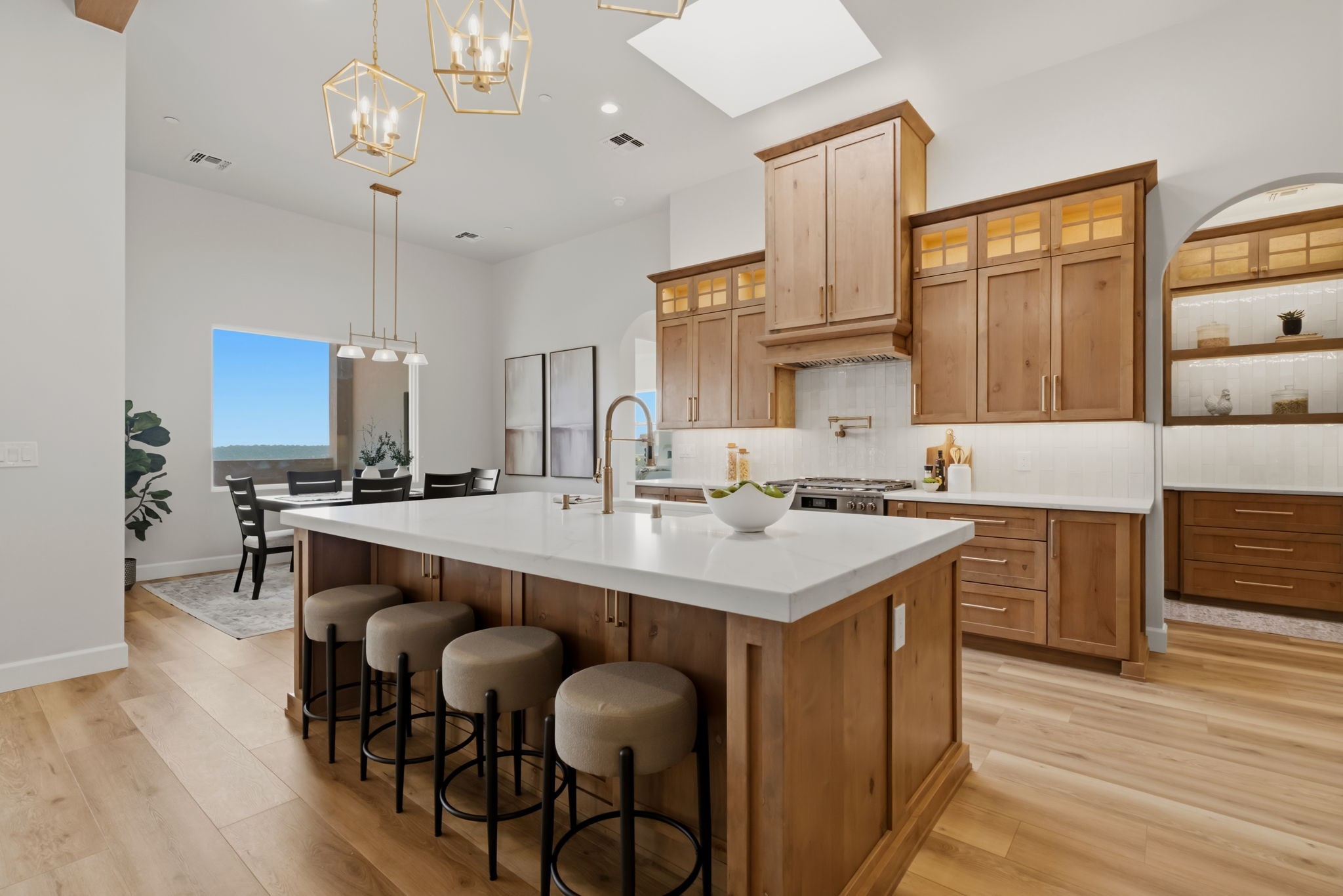 24 W Longview Drive