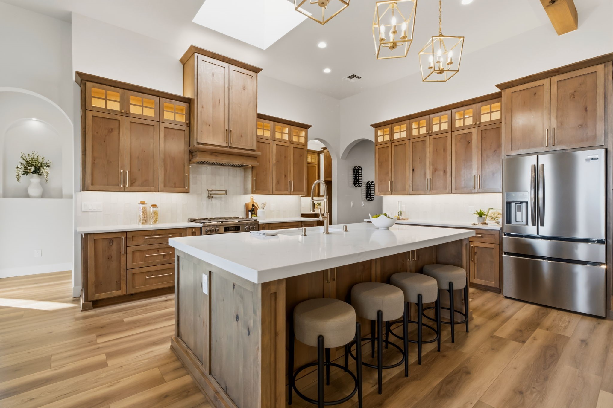 24 W Longview Drive