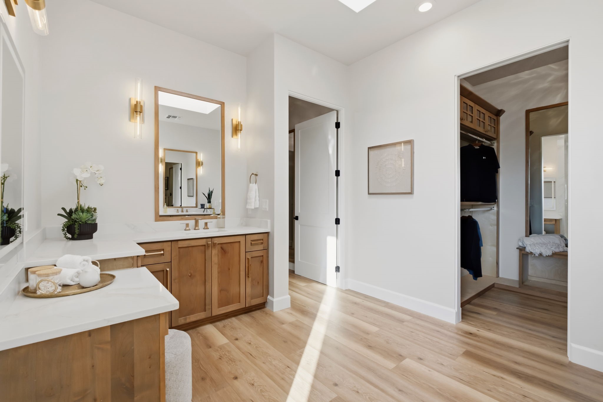 24 W Longview Drive