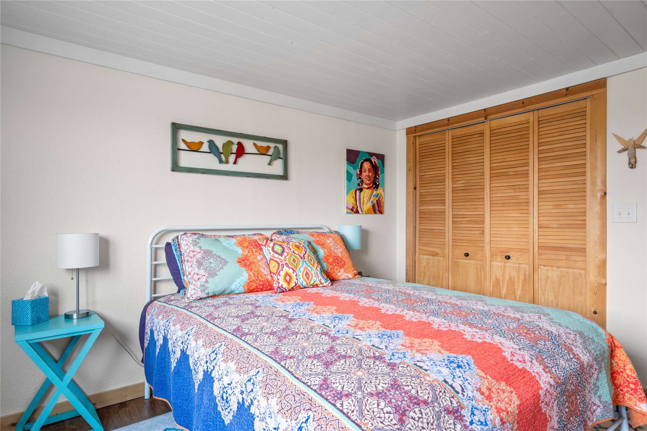210 Ridgecrest