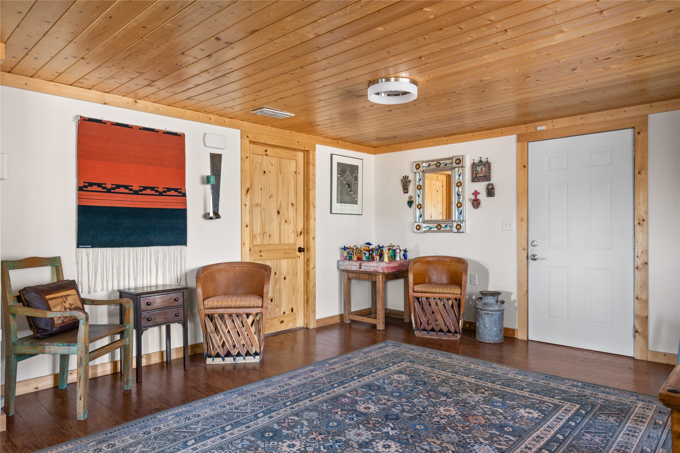 210 Ridgecrest