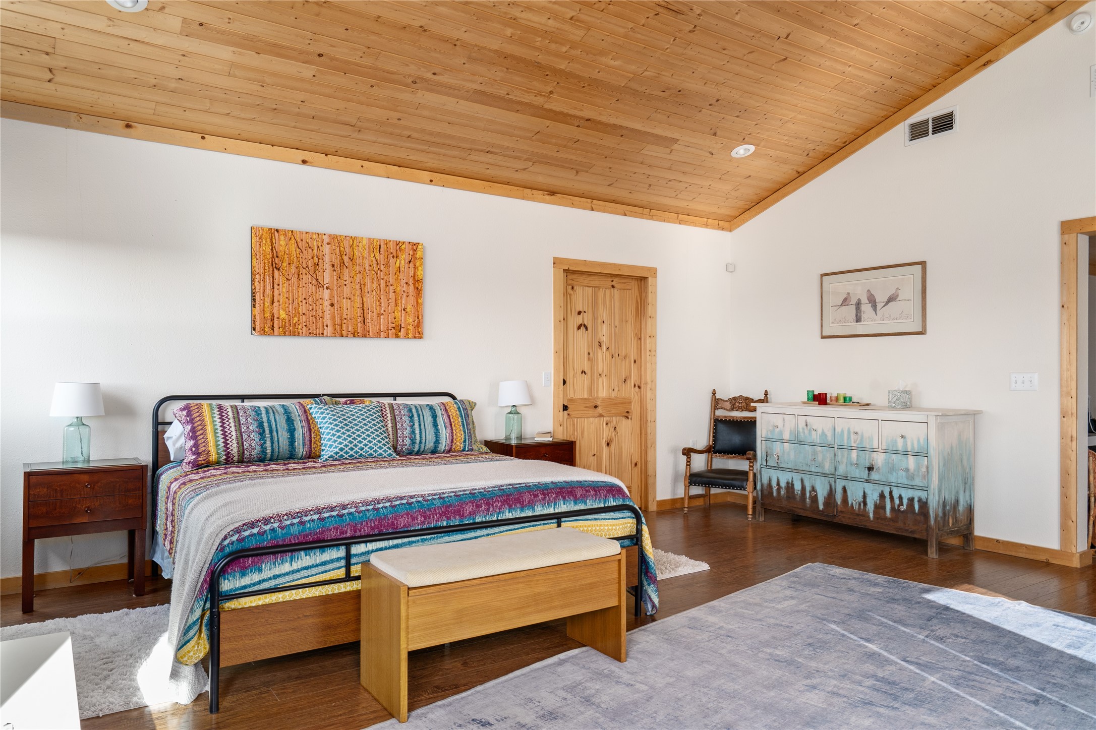 210 Ridgecrest
