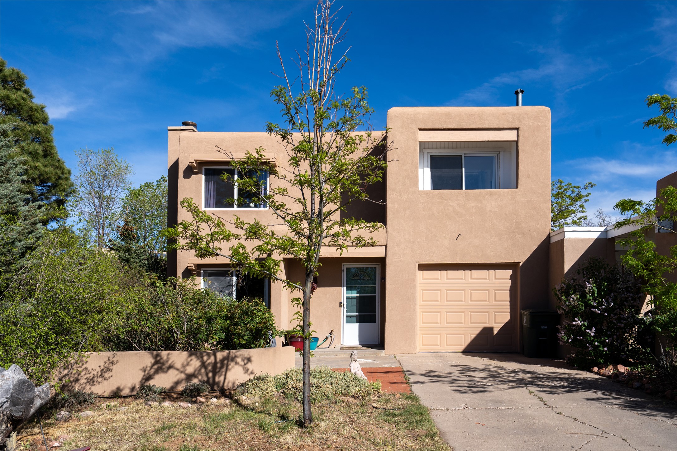 2702 Plazuela Serena