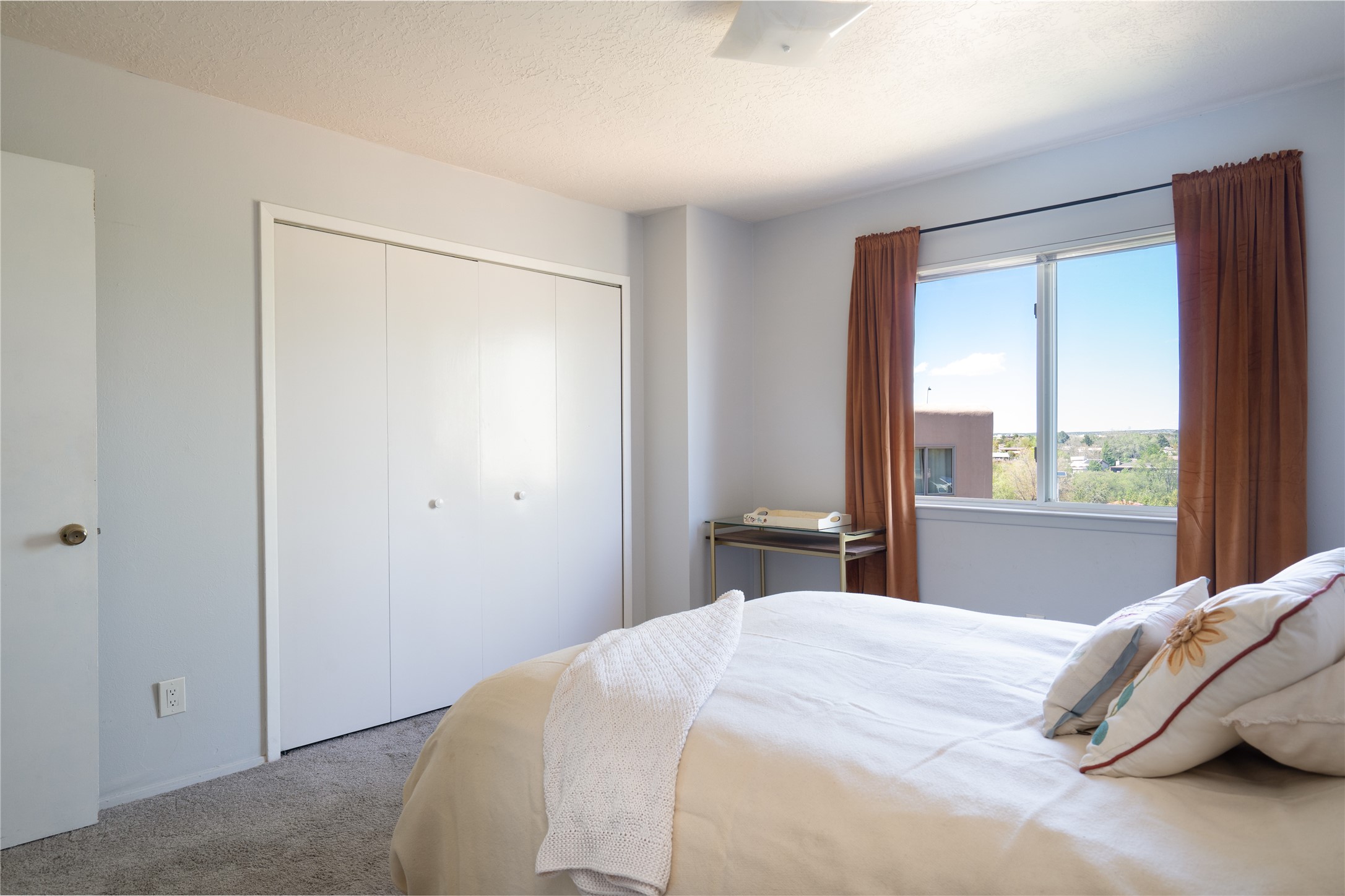 2702 Plazuela Serena