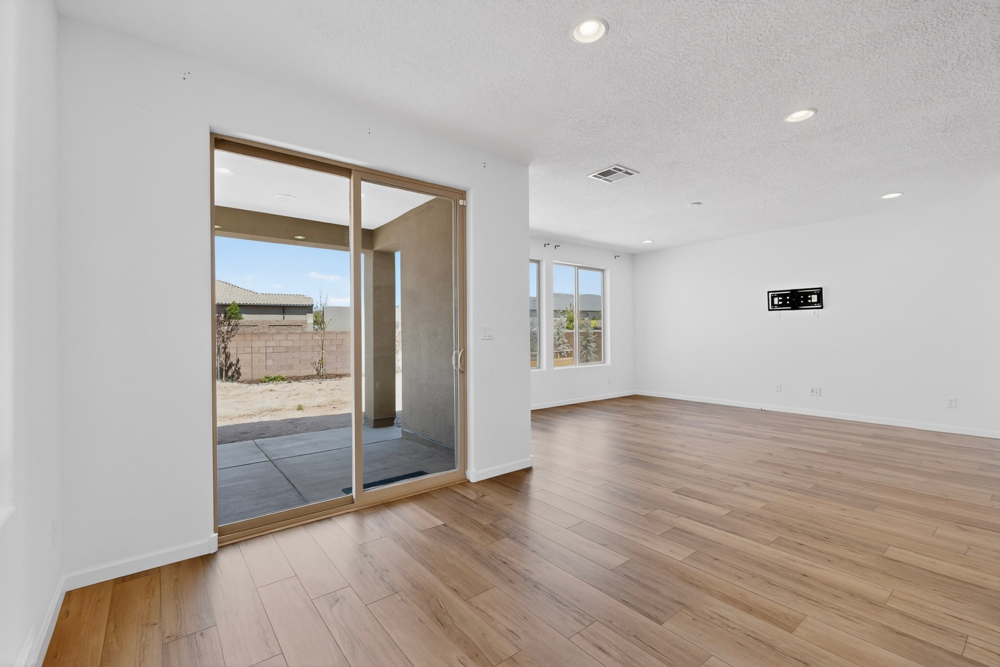 120 Mountaingem Loop