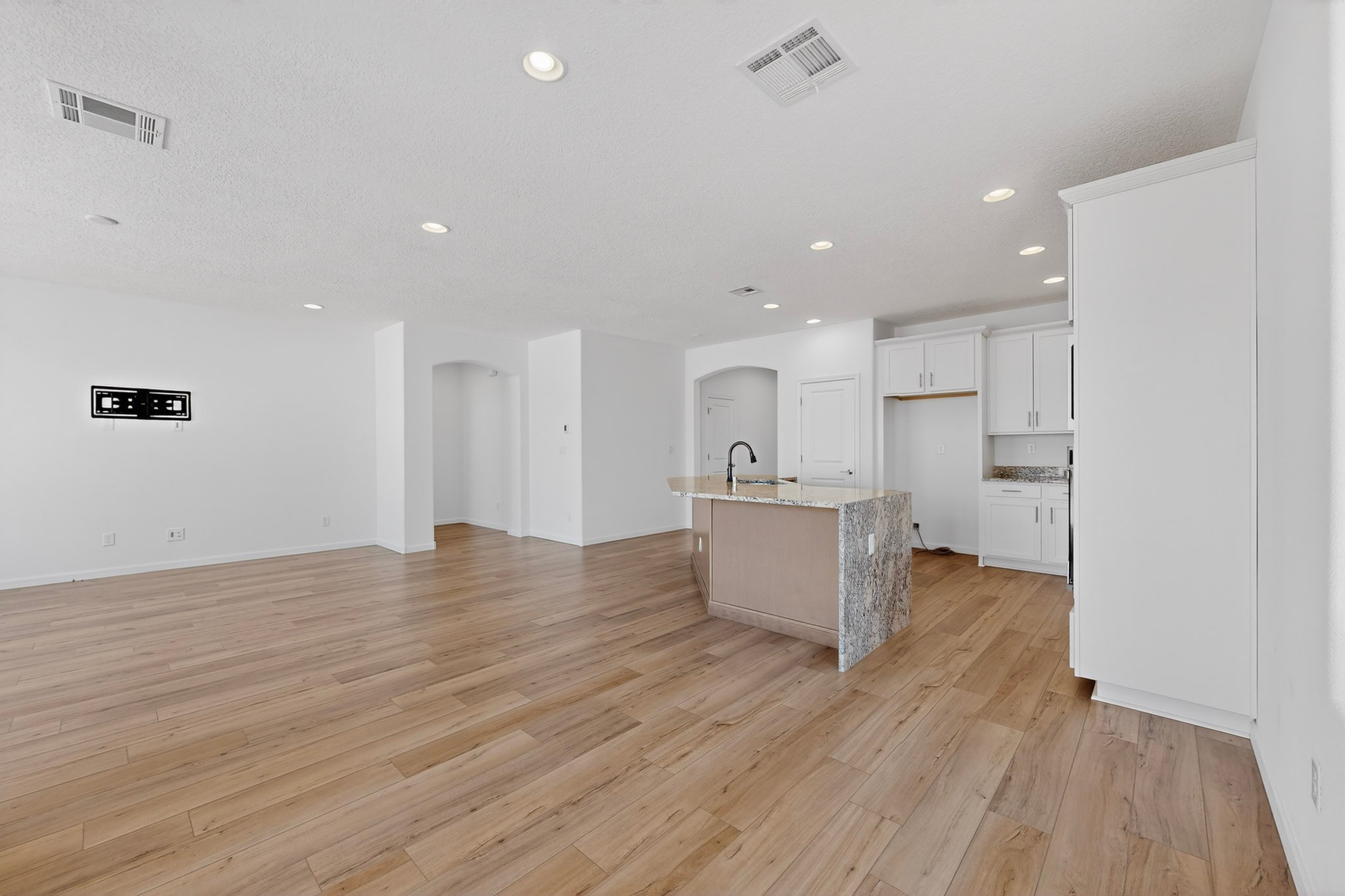 120 Mountaingem Loop