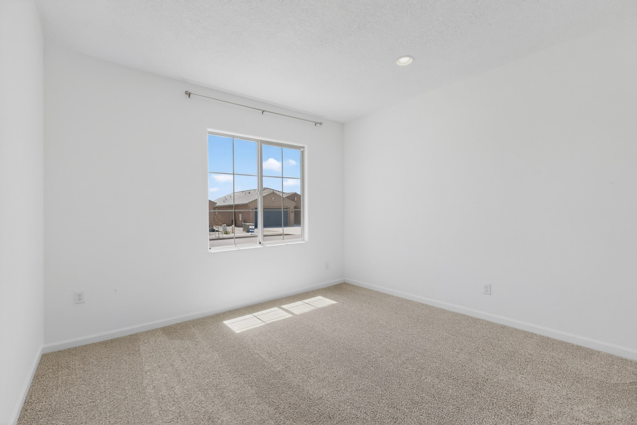 120 Mountaingem Loop