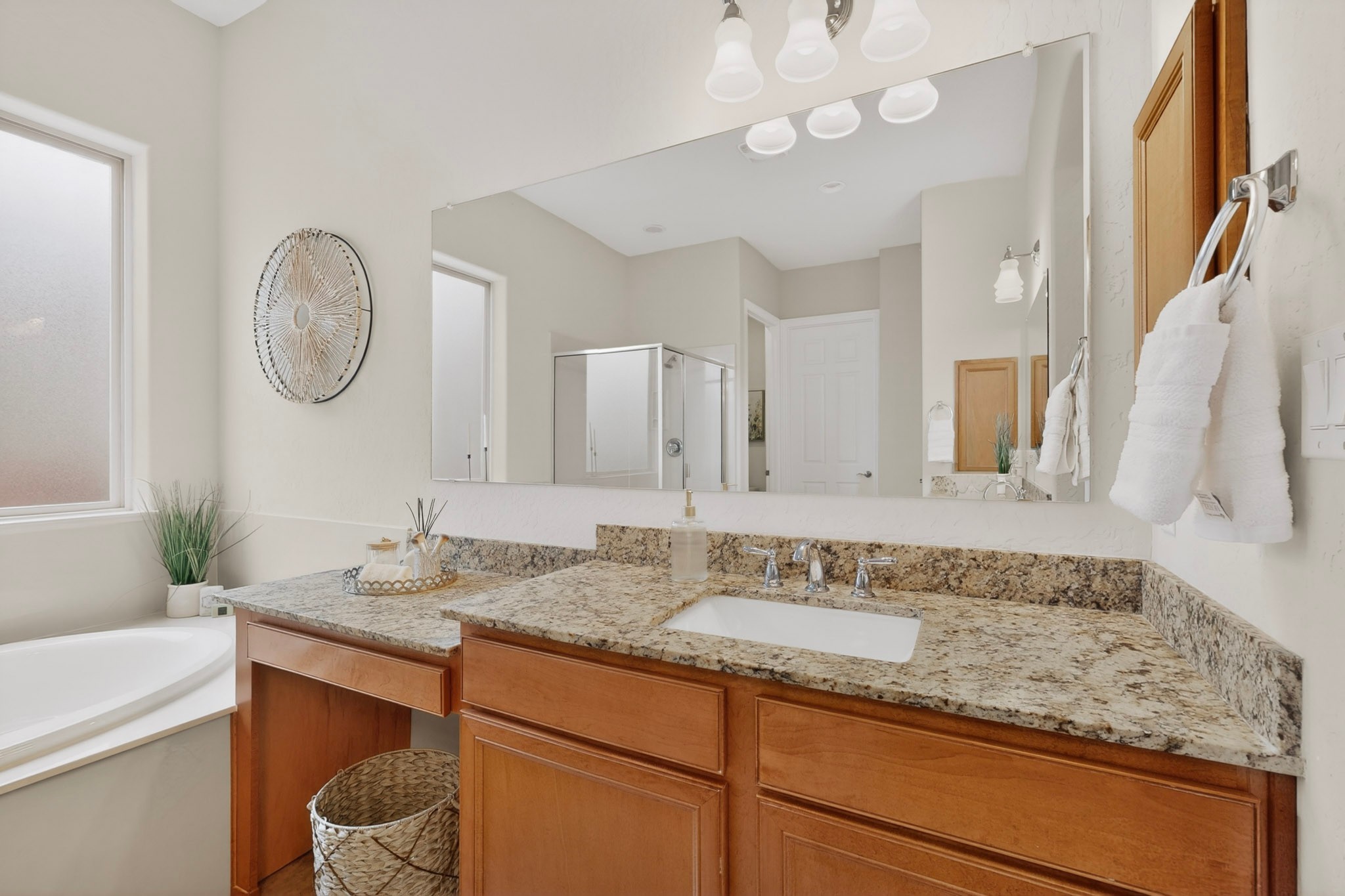 4707 Lluvia Encantada