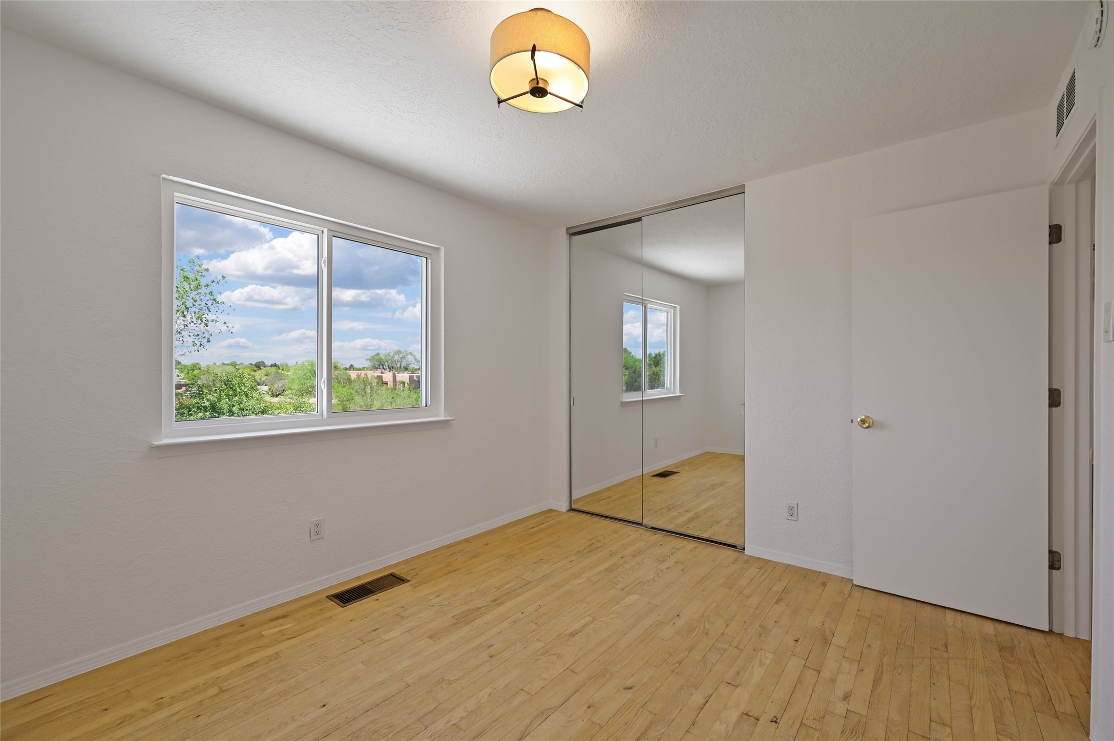 2582 Camino San Patricio