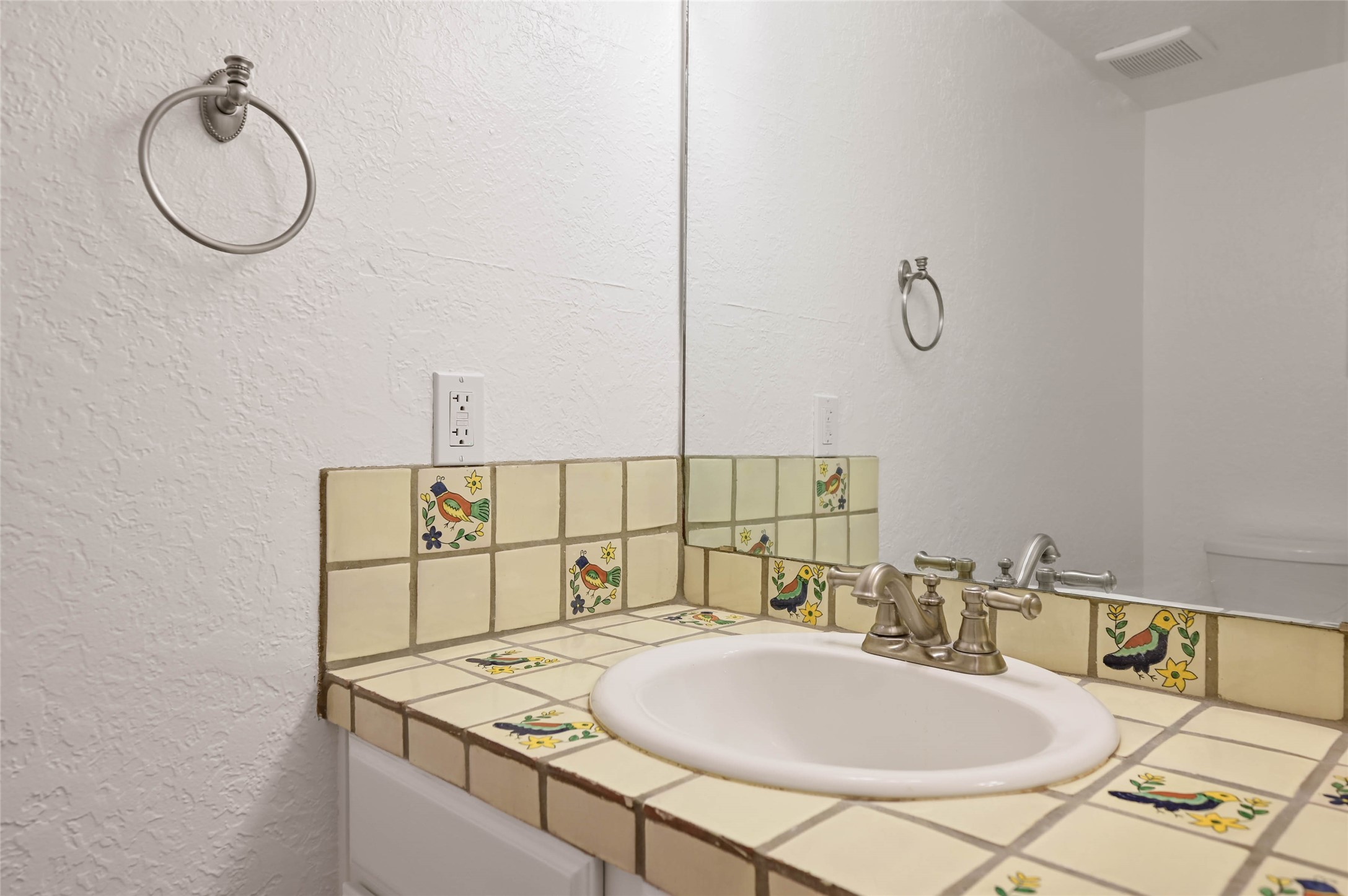 2582 Camino San Patricio
