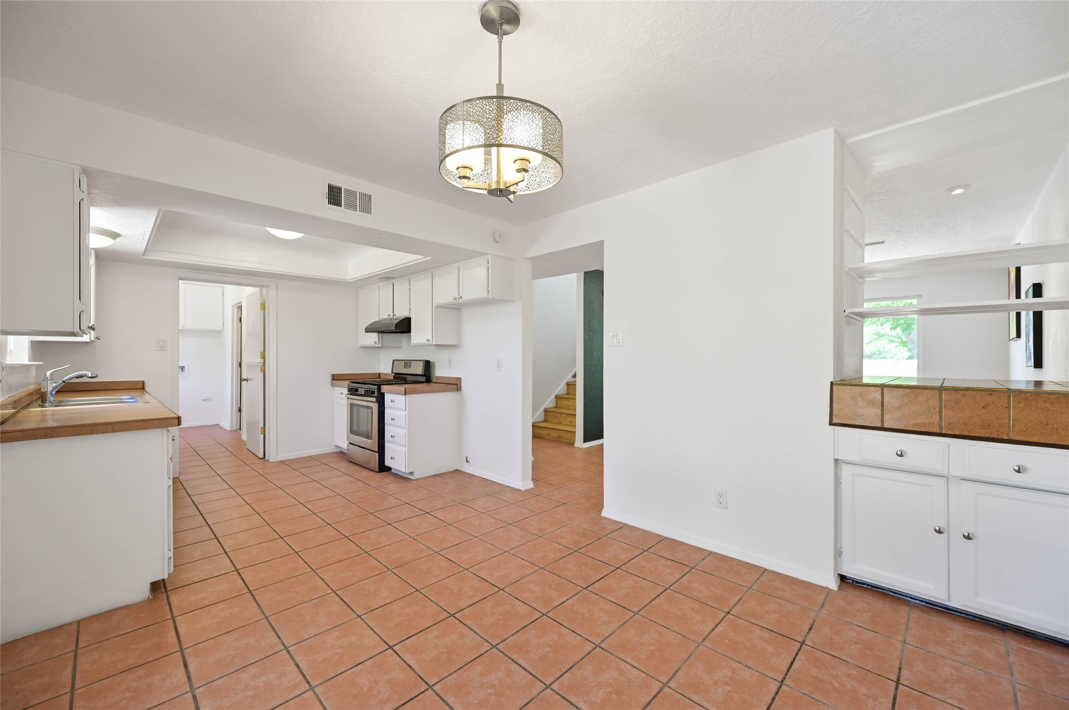 2582 Camino San Patricio