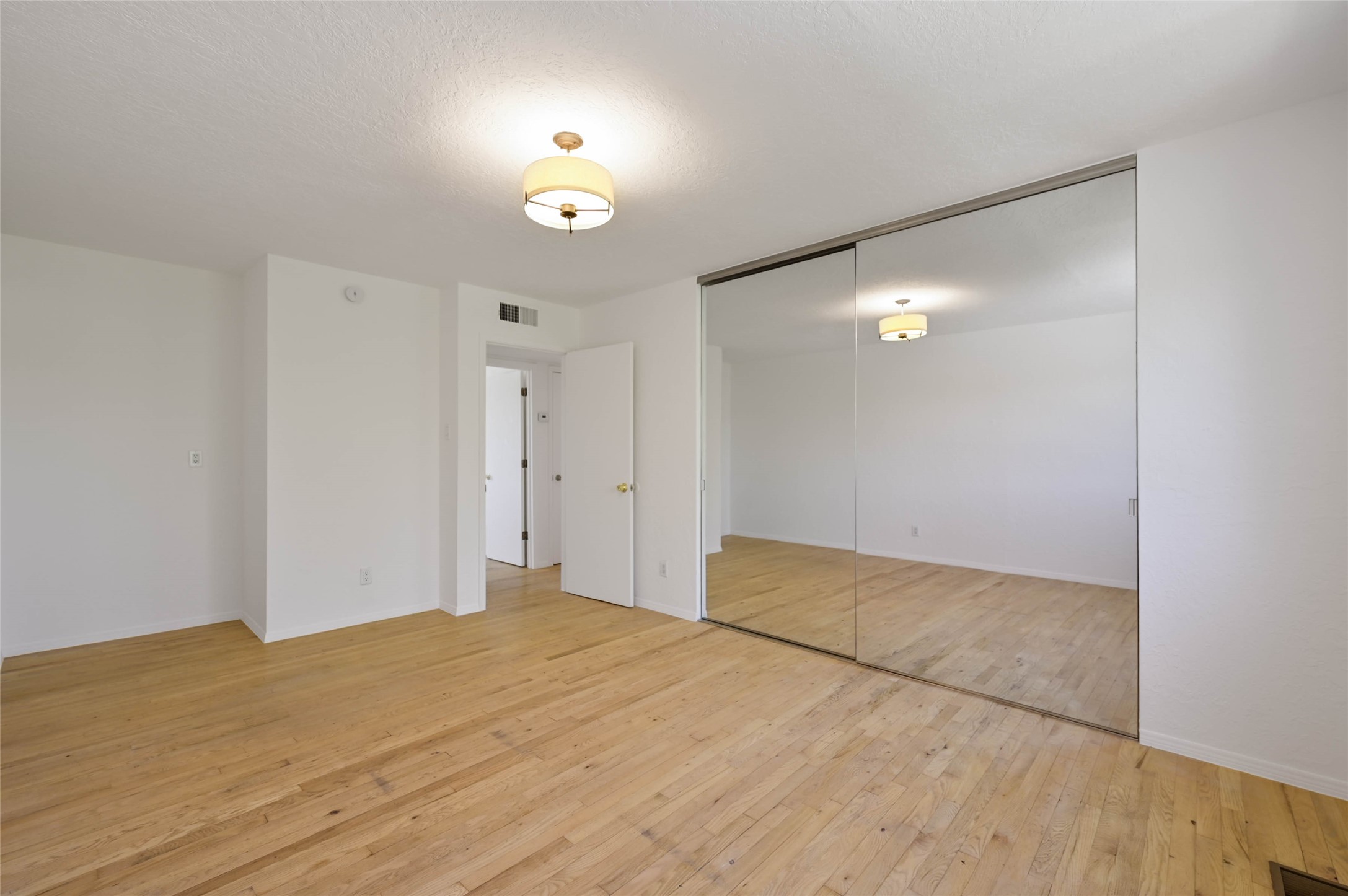 2582 Camino San Patricio