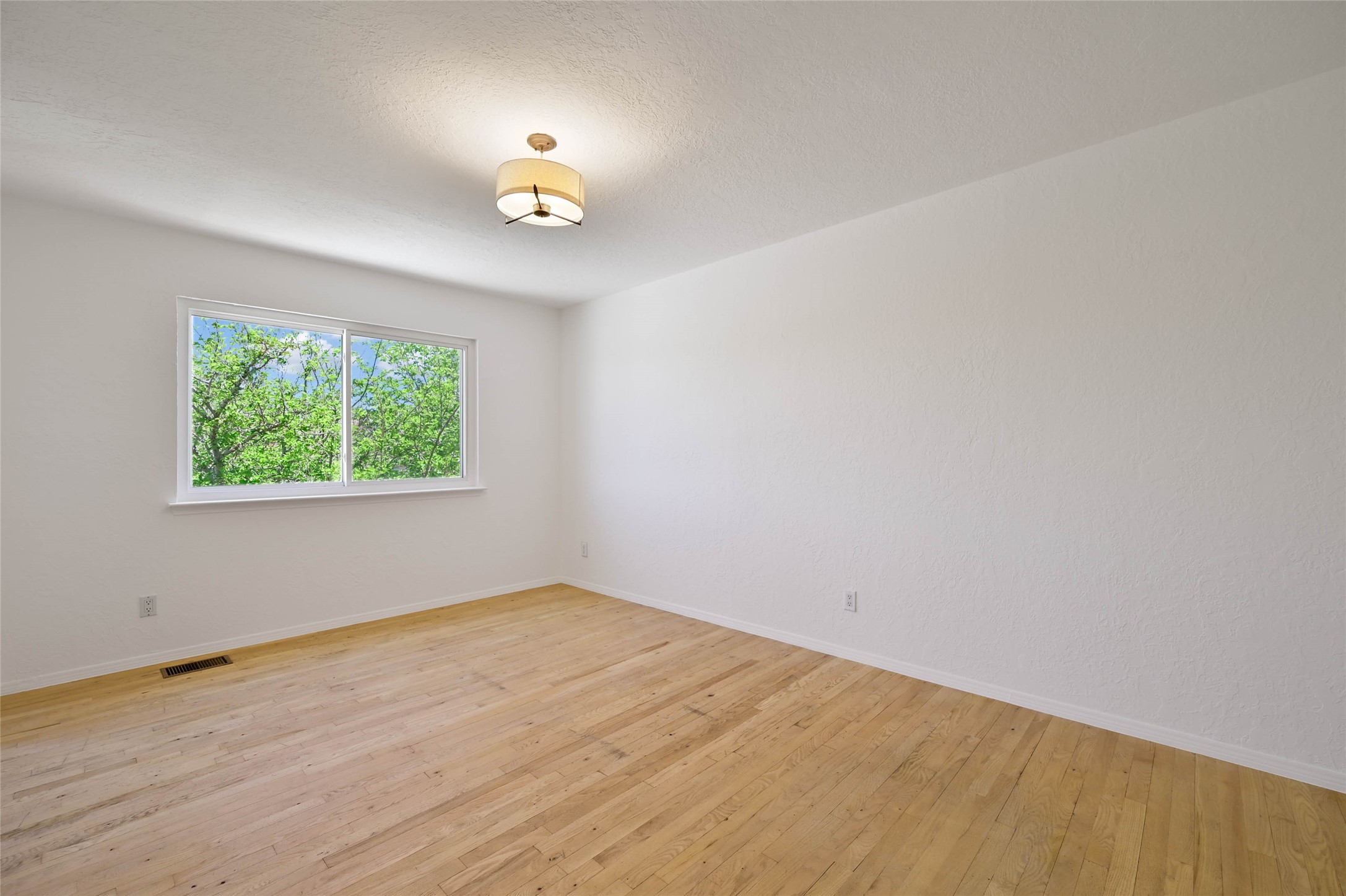 2582 Camino San Patricio