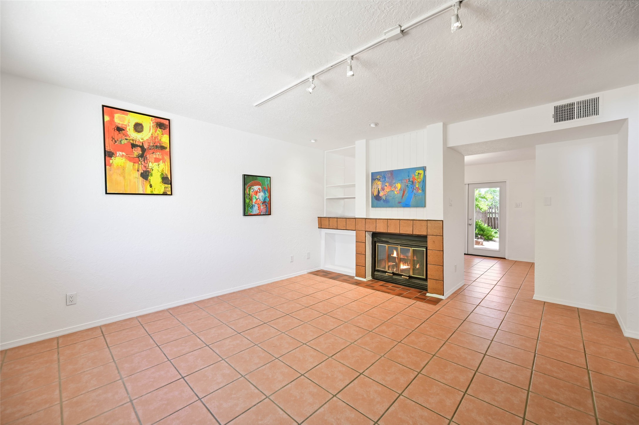 2582 Camino San Patricio