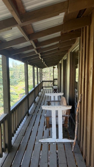 9 Pond Road