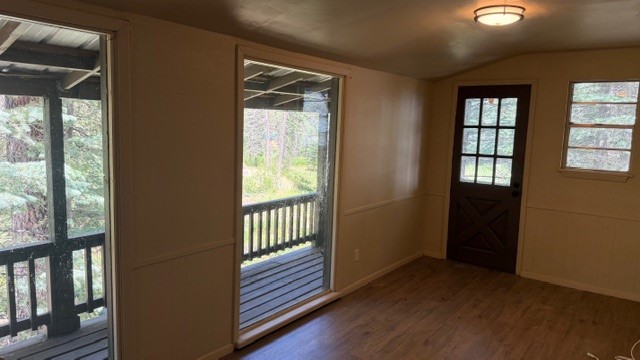 9 Pond Road