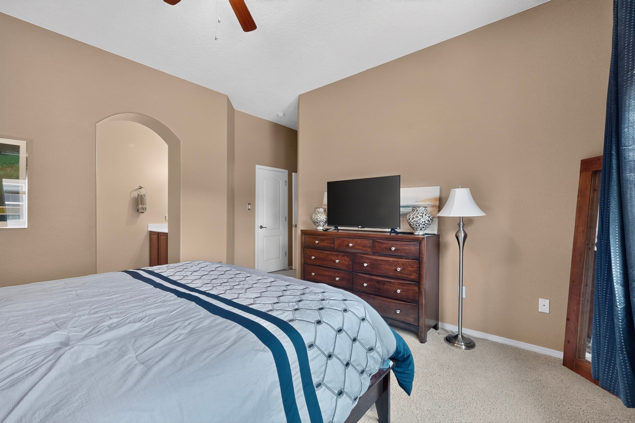 4404 San Benito C