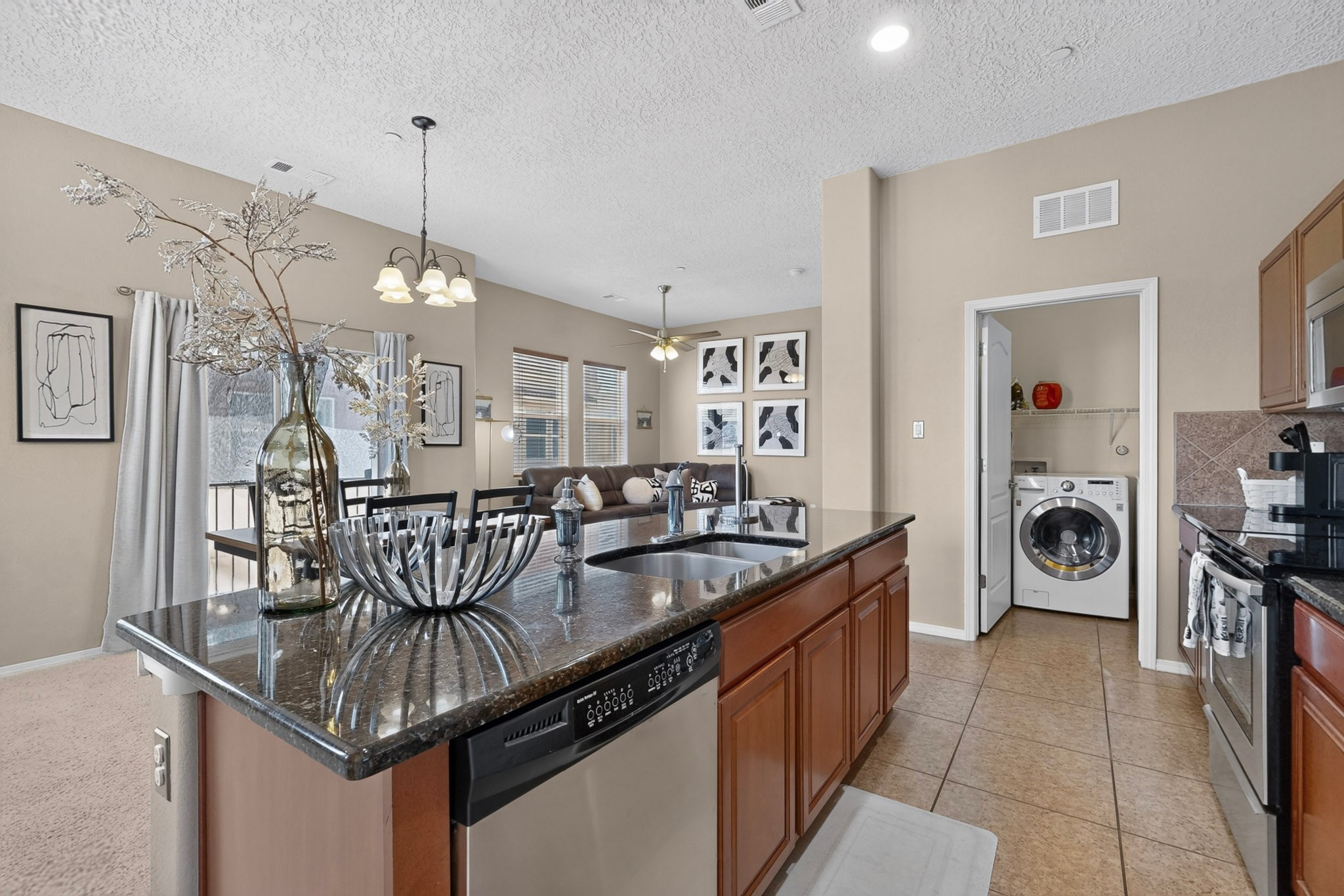 4404 San Benito C