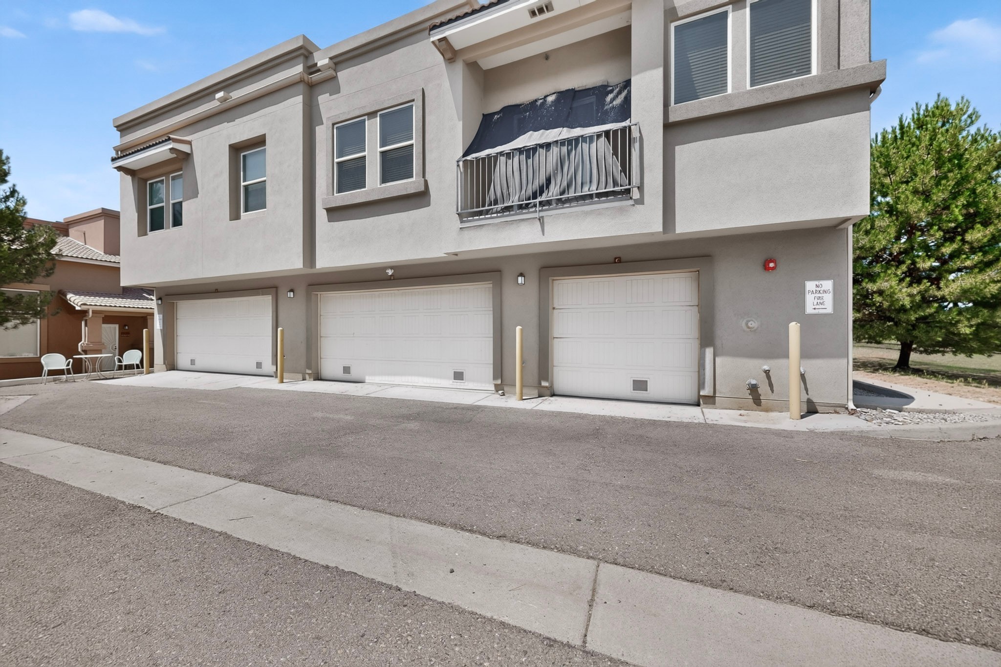 4404 San Benito C