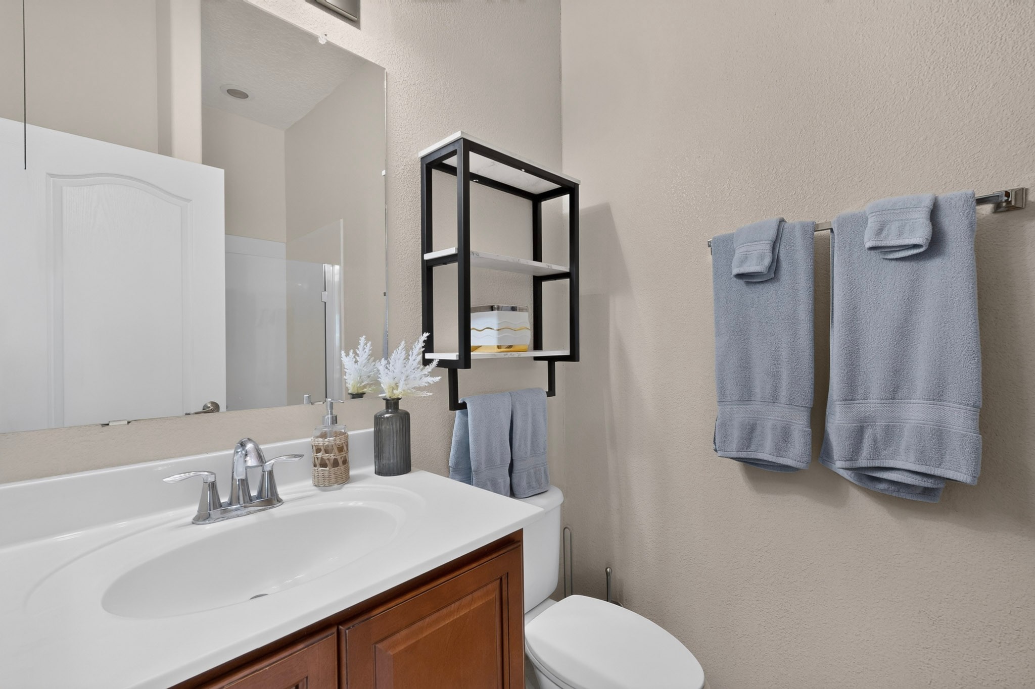 4404 San Benito C