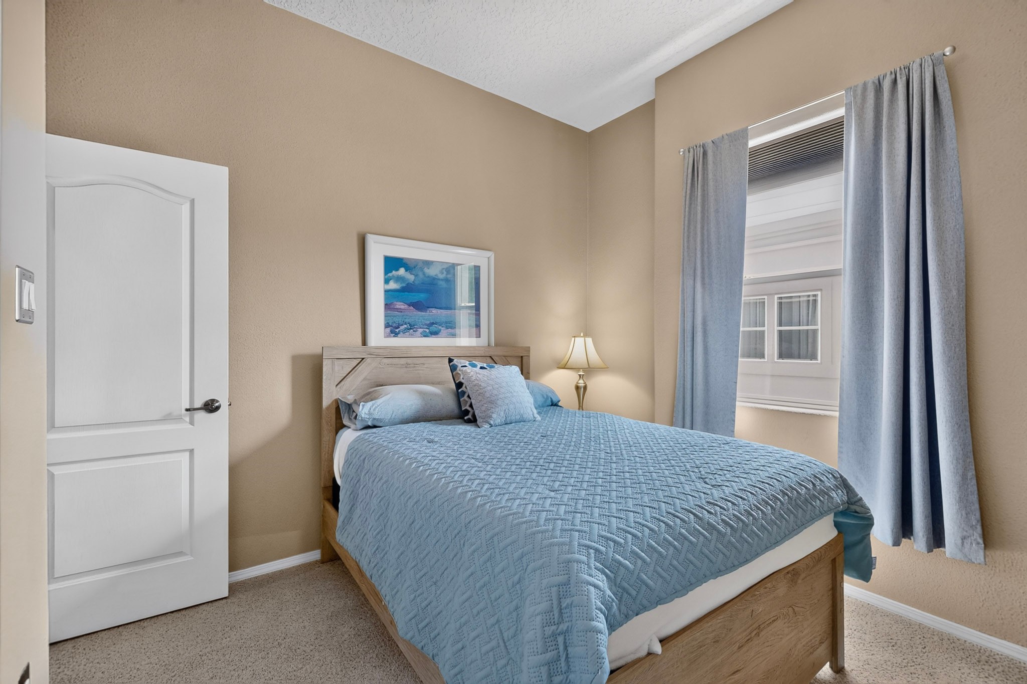 4404 San Benito C
