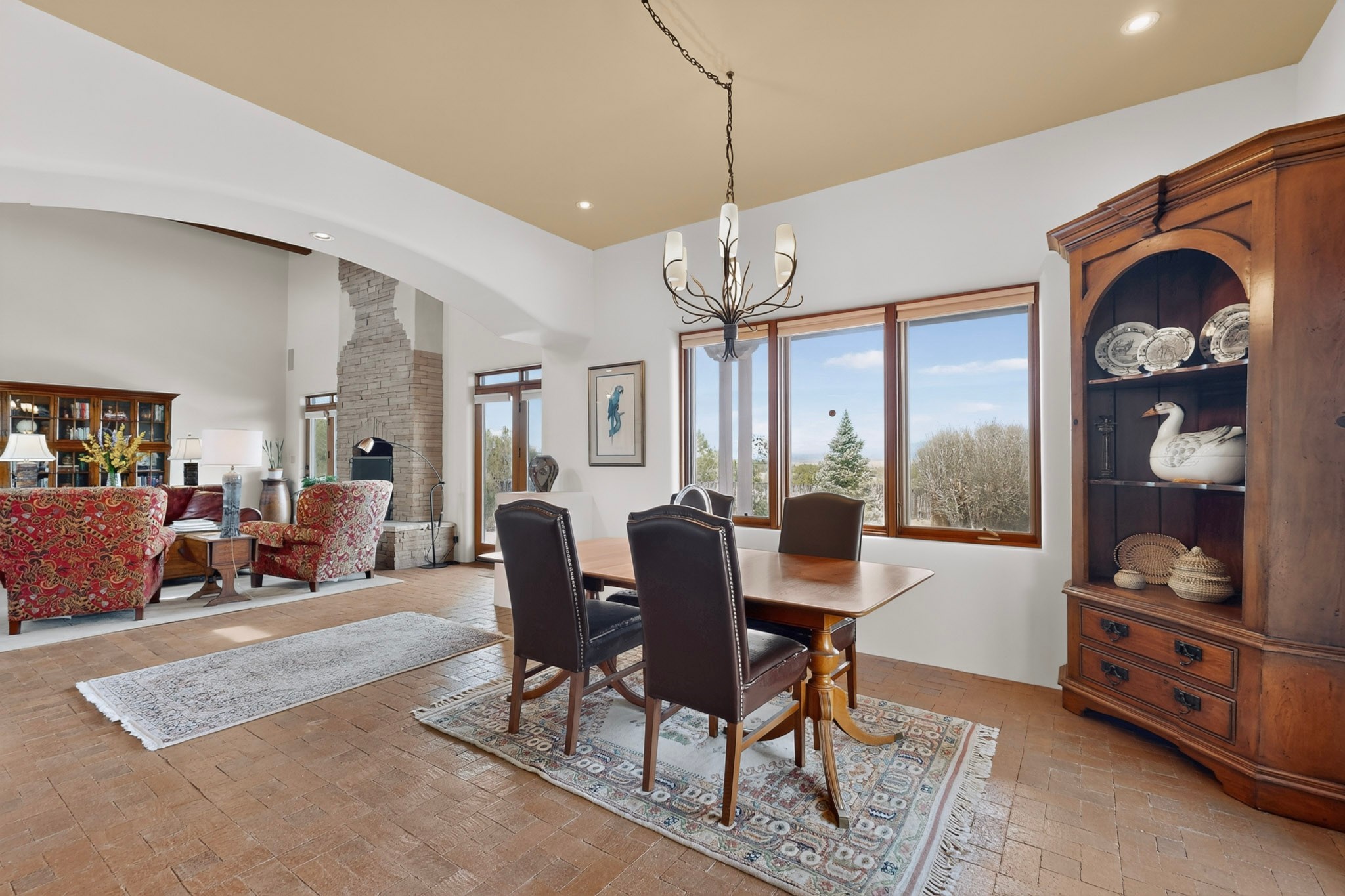 157 Silver Hills