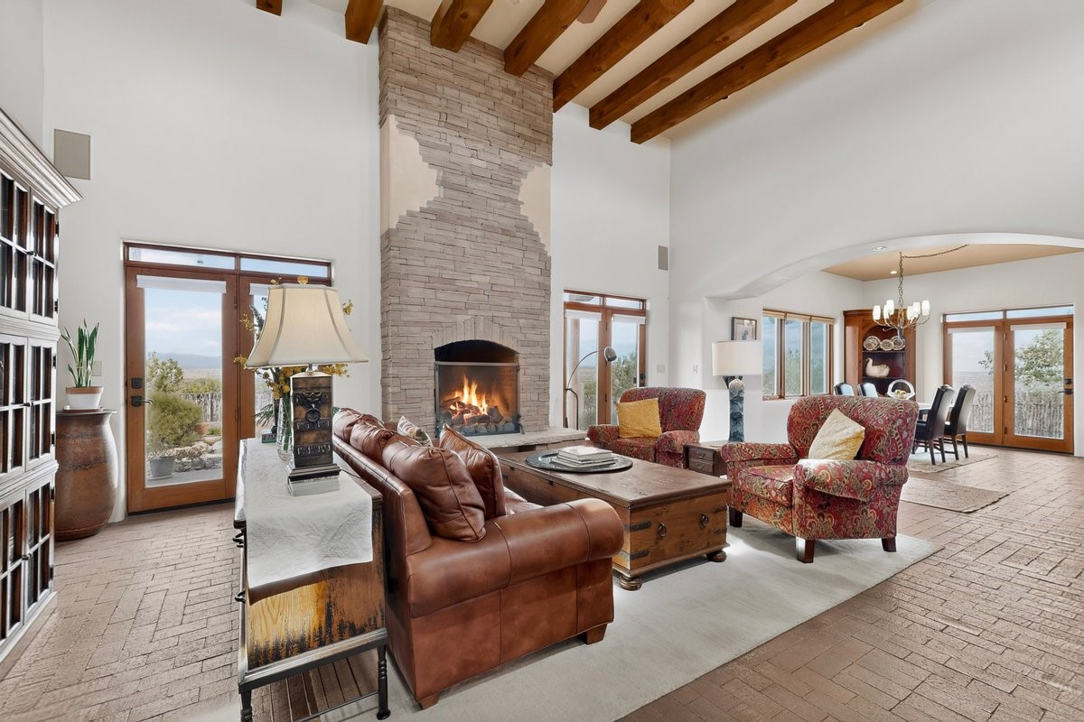 157 Silver Hills