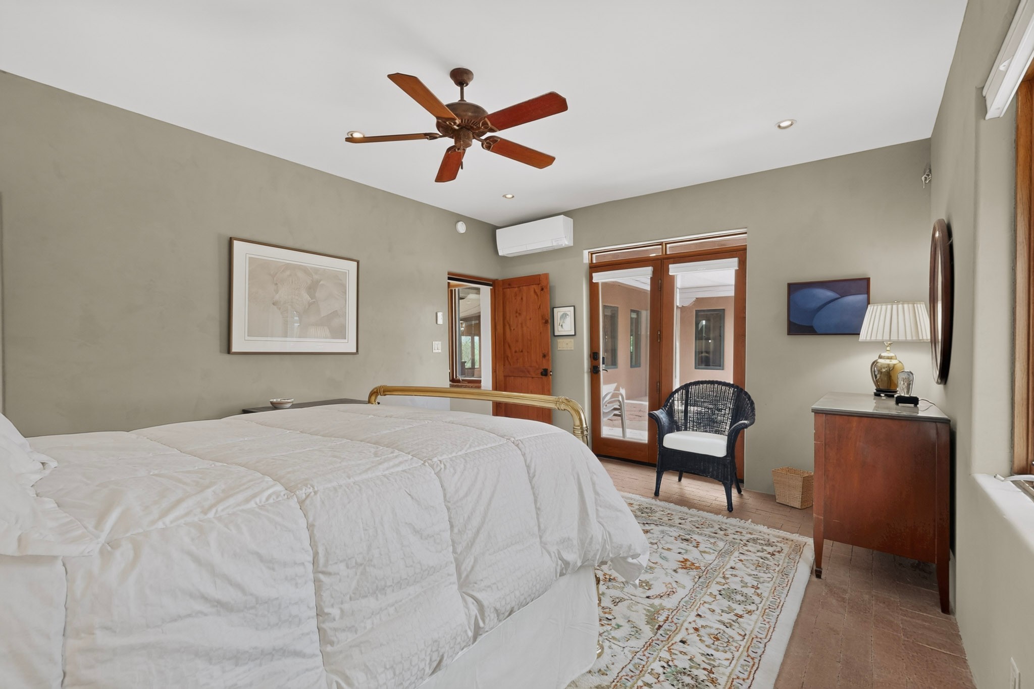 157 Silver Hills