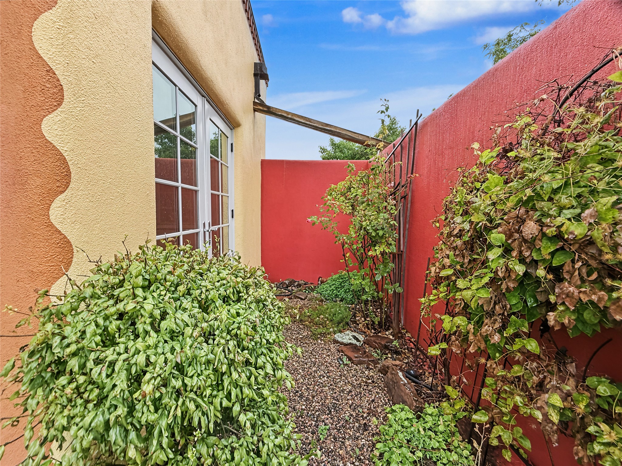1238 Madrid Road