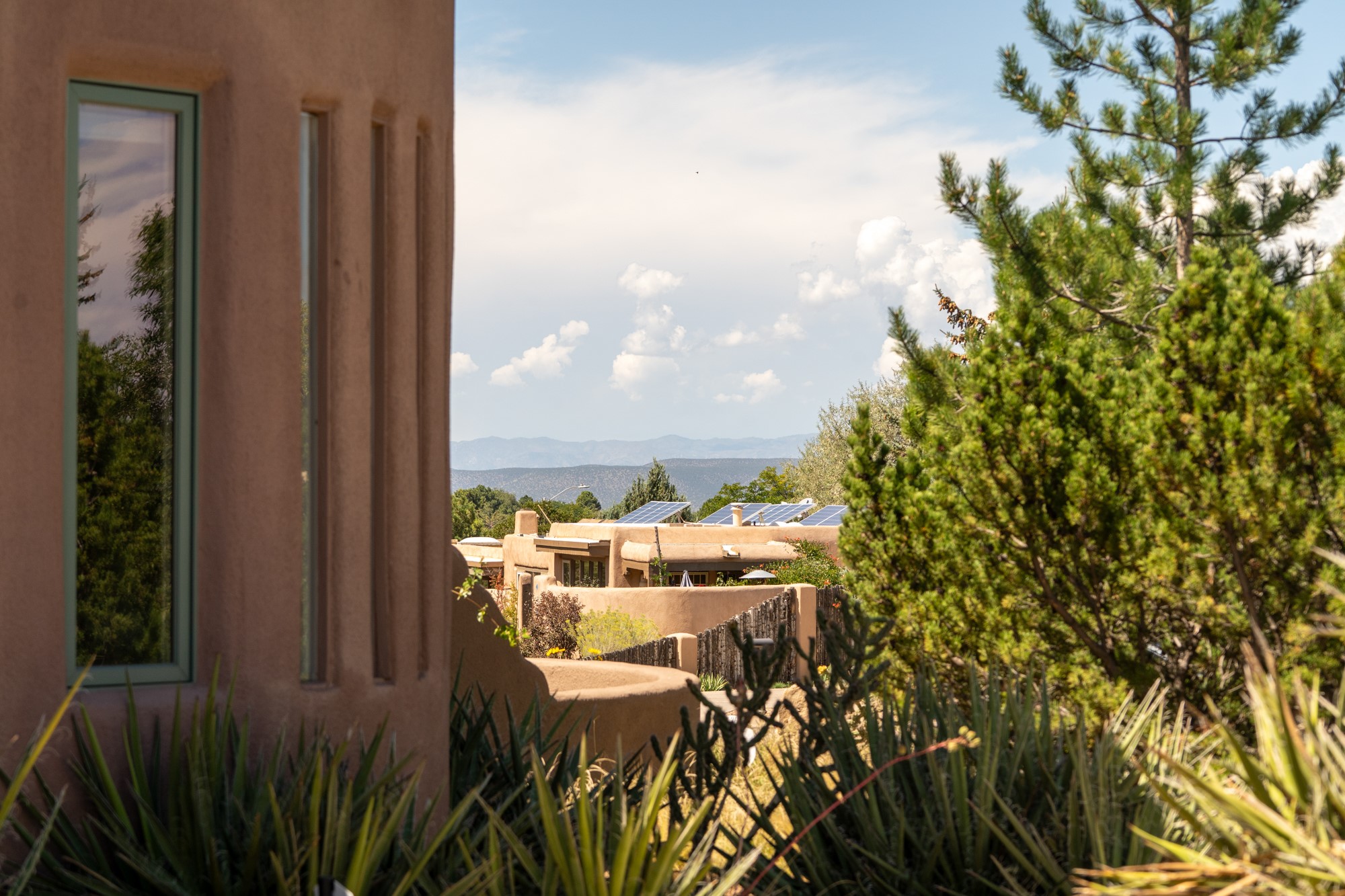 2812 Molino De Viento