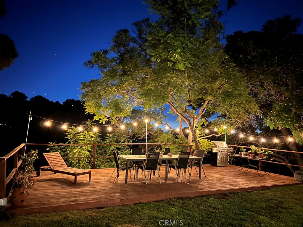 2321 Carriage Drive