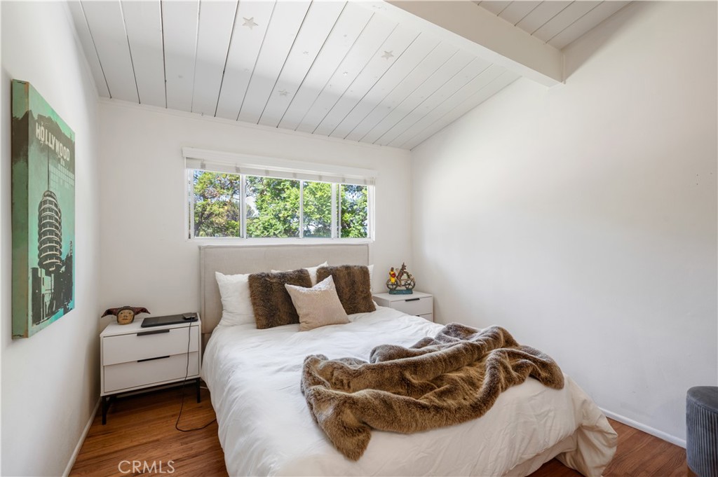 2321 Carriage Drive