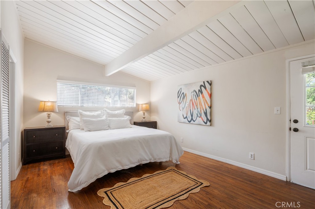 2321 Carriage Drive
