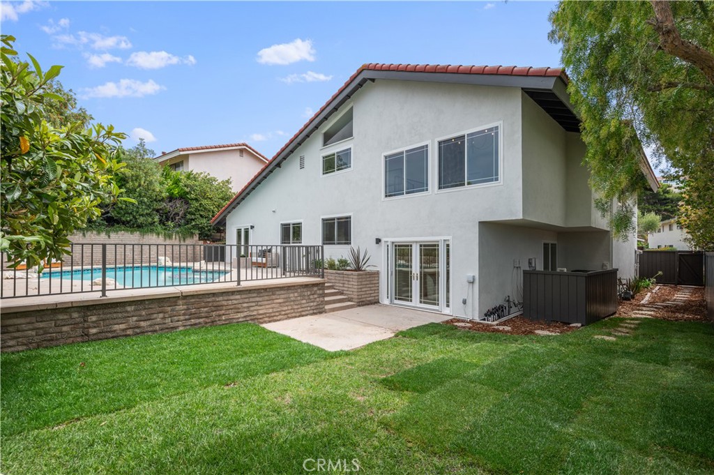 30433 Via Rivera