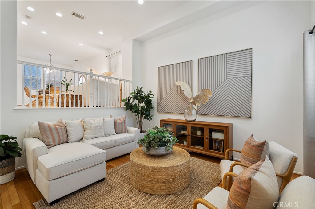 25481 Dodge Avenue 12