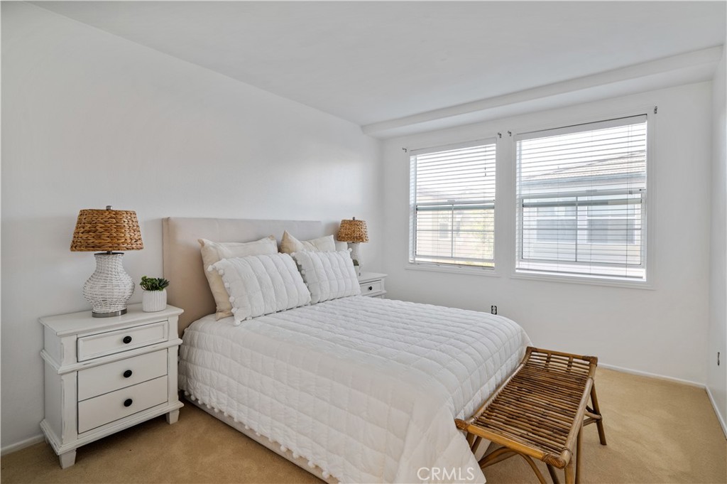 25481 Dodge Avenue 12