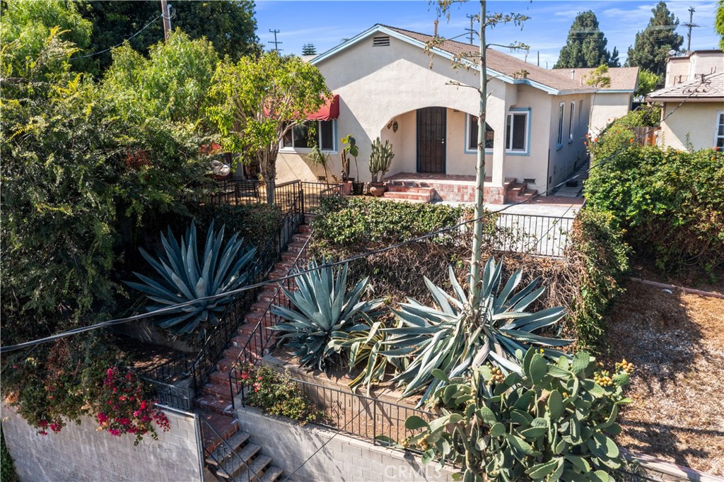 750 W 2nd Street