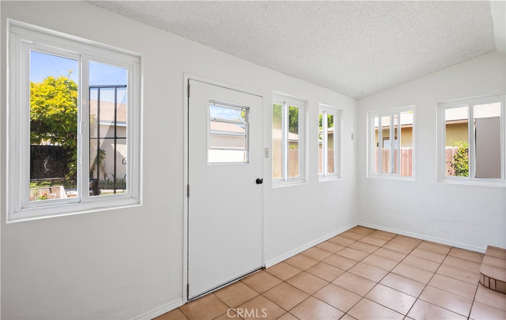 750 W 2nd Street