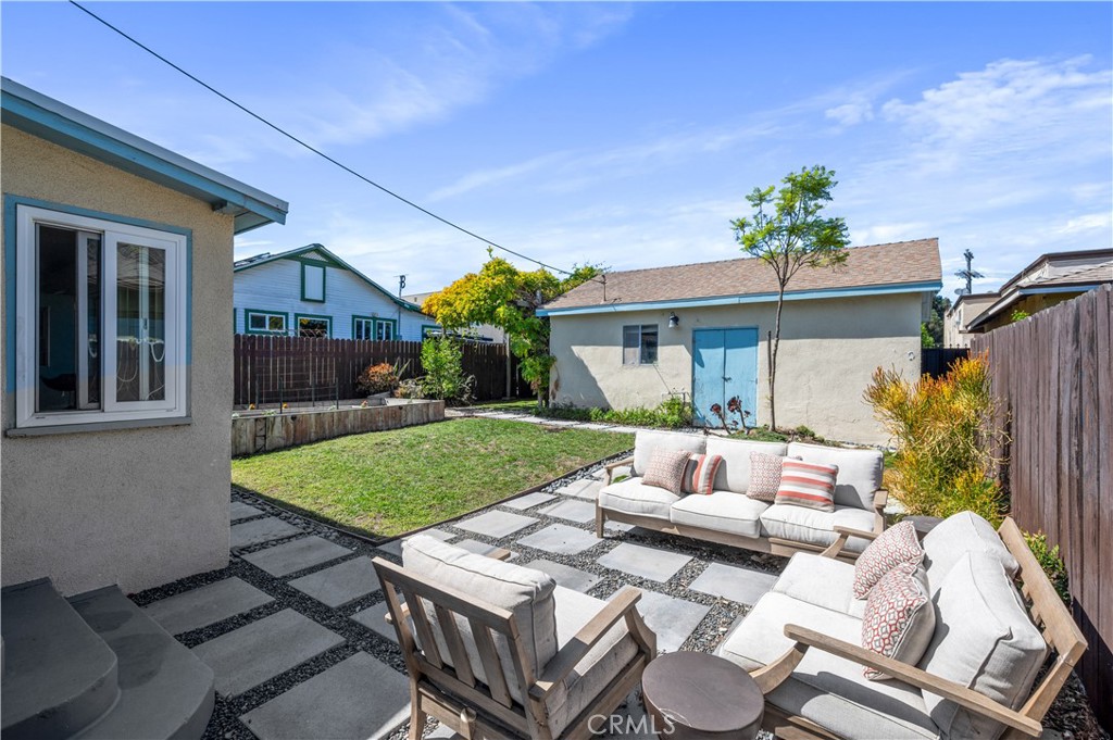 750 W 2nd Street