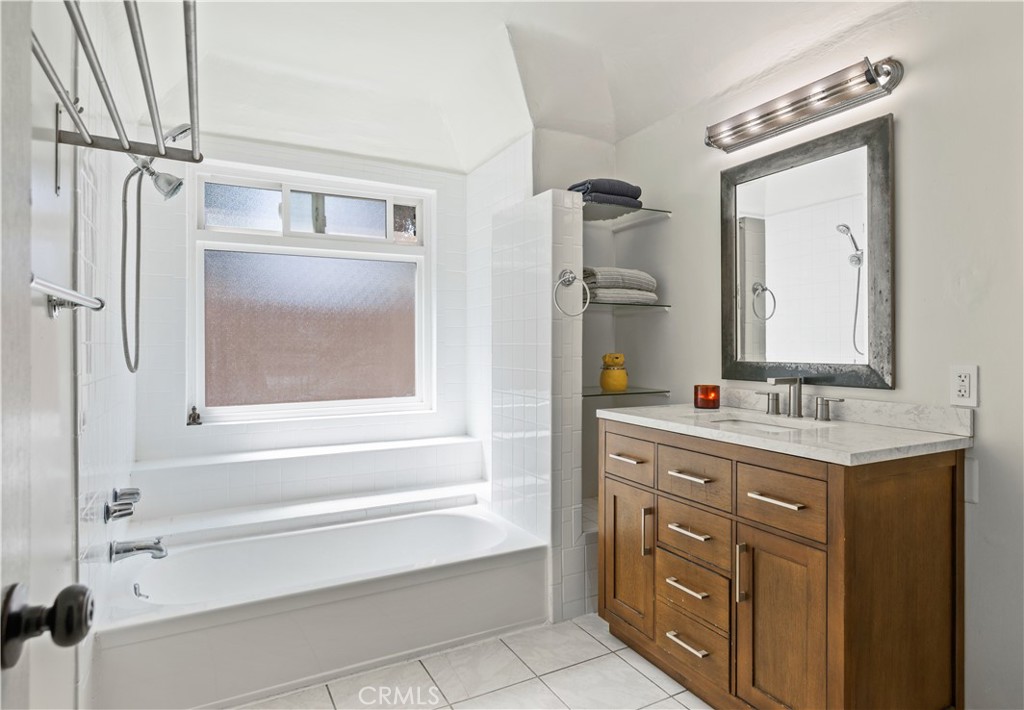 750 W 2nd Street