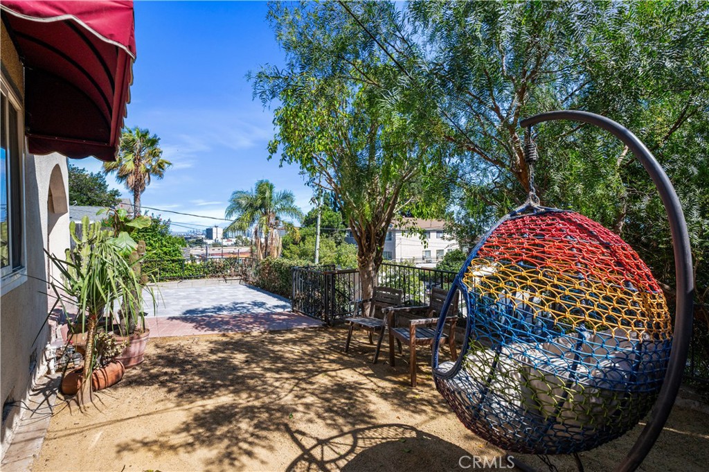 750 W 2nd Street