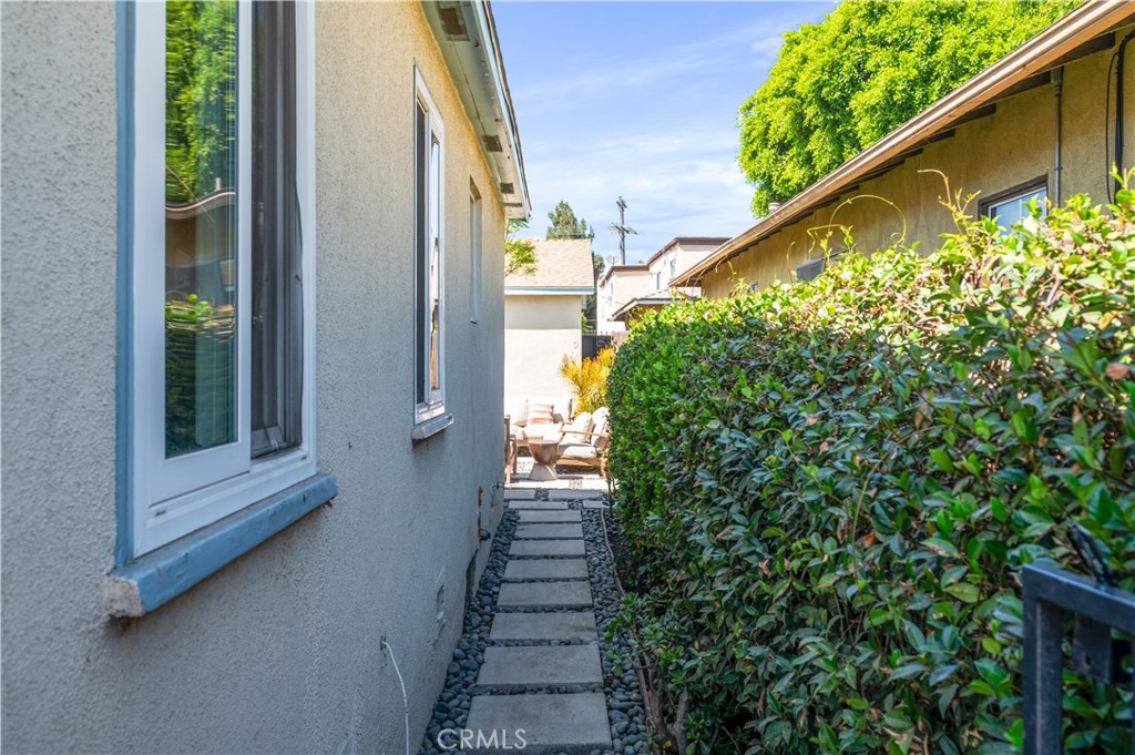 750 W 2nd Street