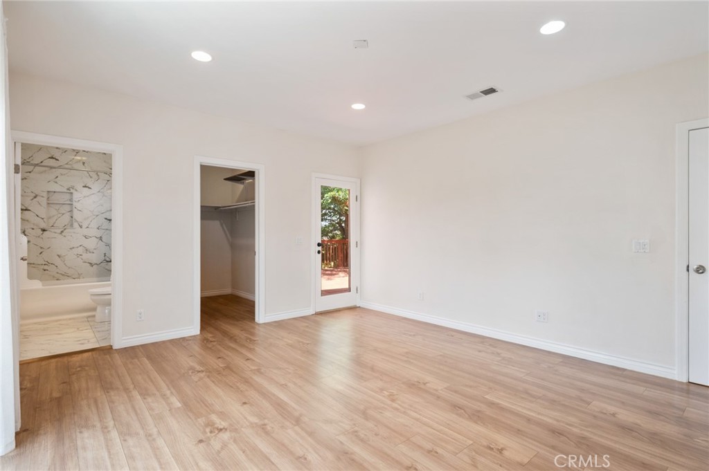 776 W Sepulveda Street
