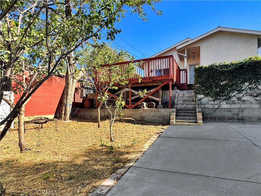 776 W Sepulveda Street