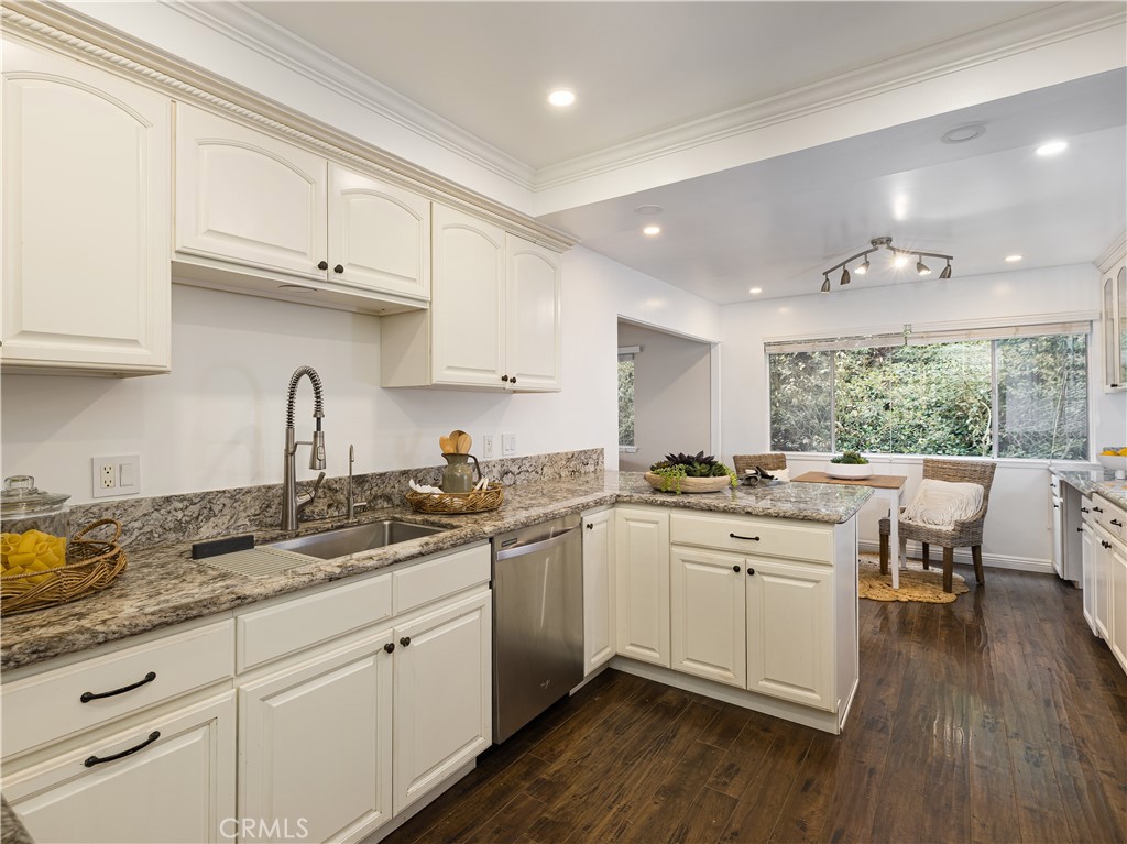 5700 Ravenspur Drive 107