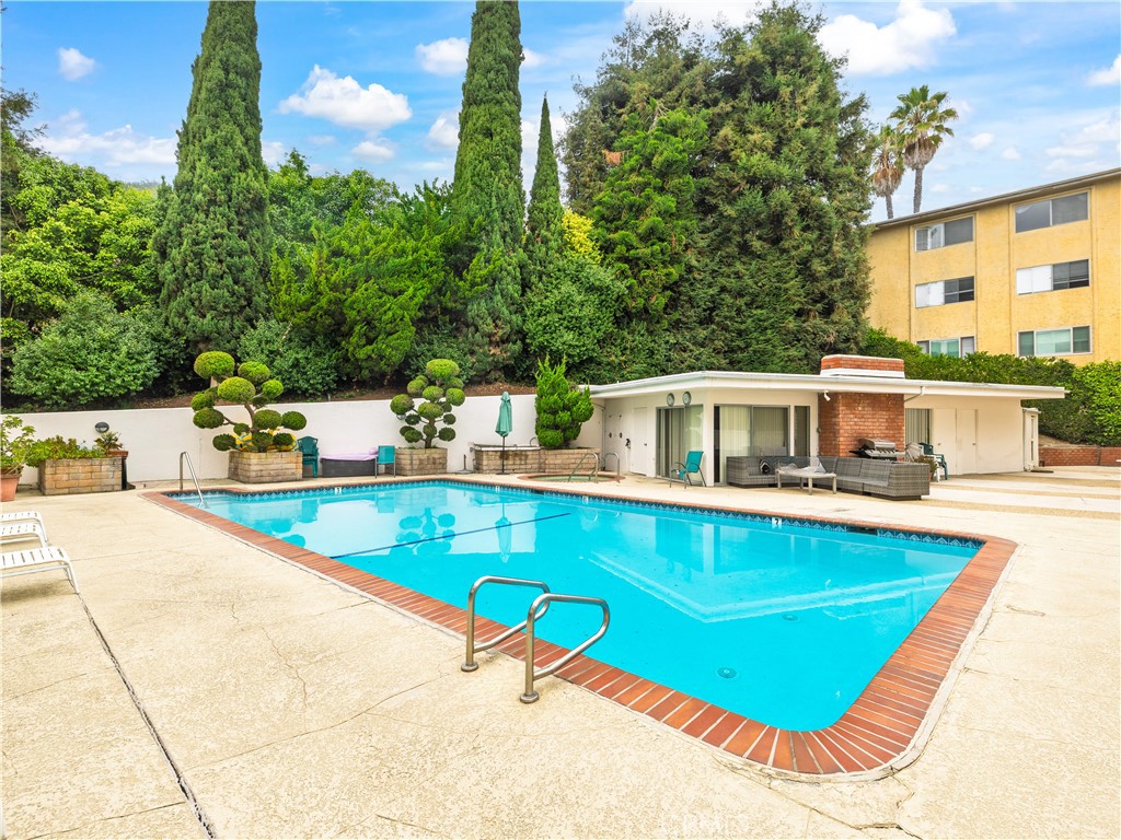 5700 Ravenspur Drive 107