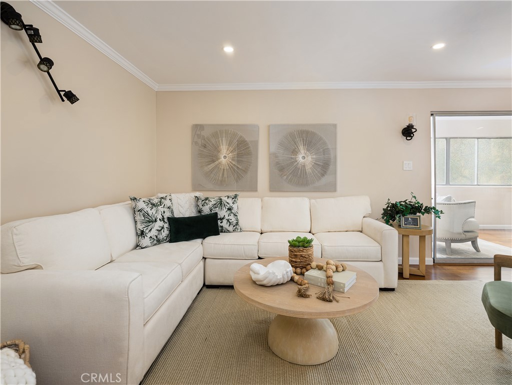 5700 Ravenspur Drive 107